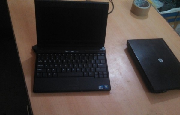 Dell latitude E2120 Mini Laptop Only 8800/-
